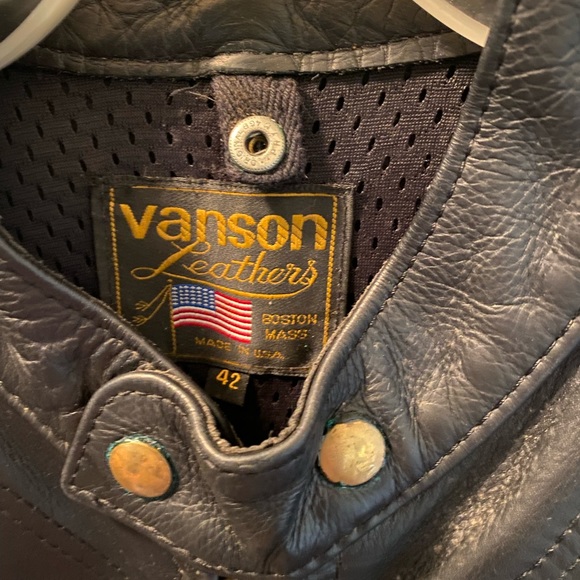 The Classic Vanson leather cafe racer jacket - Picture 2 of 3